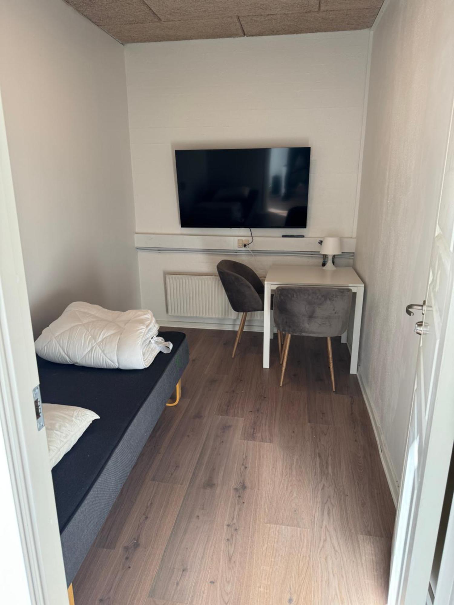 Italian Rooms 8 Олбор Екстериор снимка